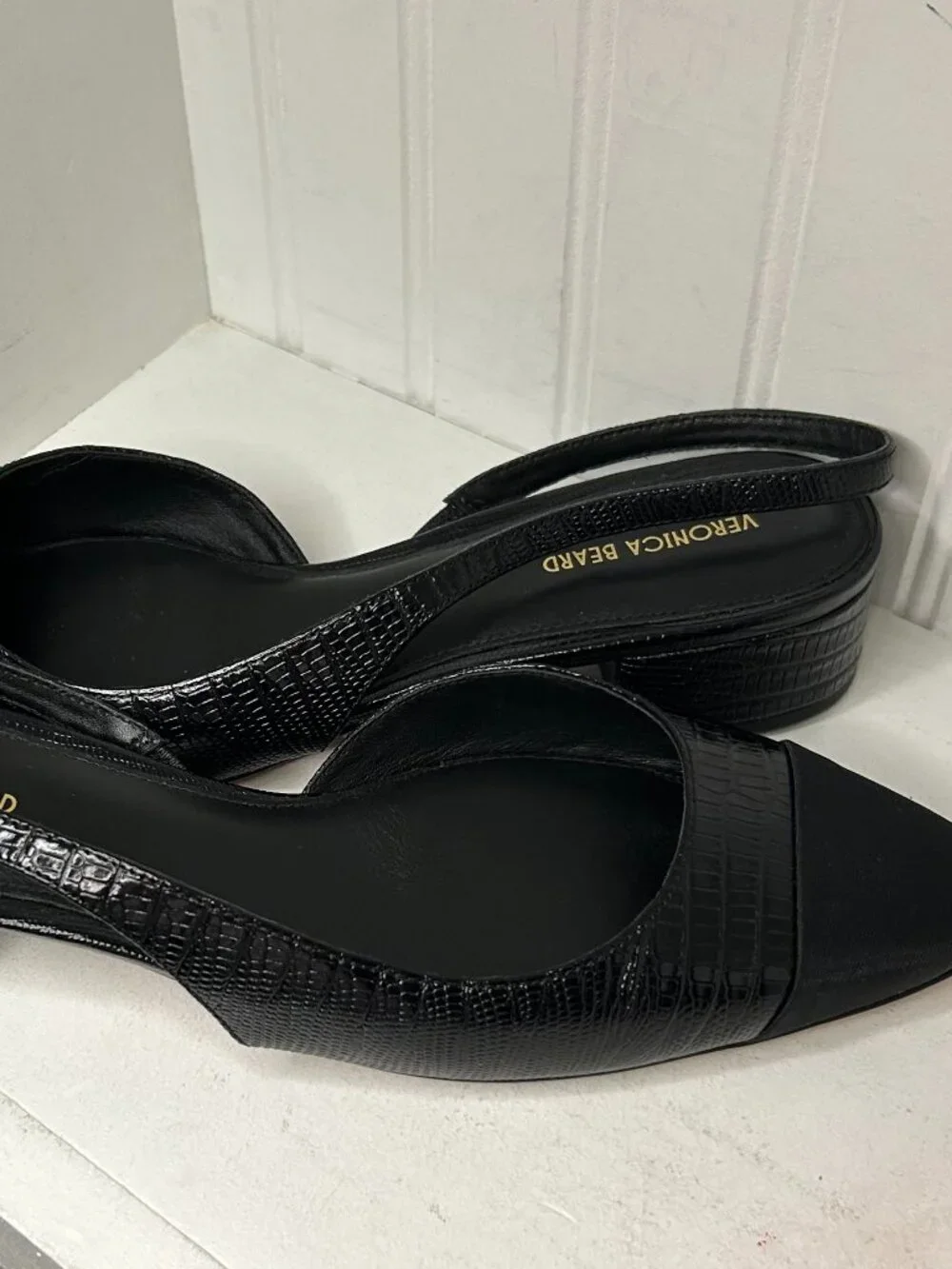 Veronica Beard Women's Cecile Black/Black Croc Embossed Slingback Heels 9.5M - Picture 8 of 8